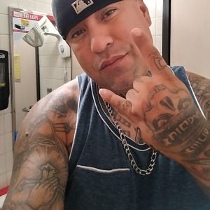 Meet your Posher, Larry